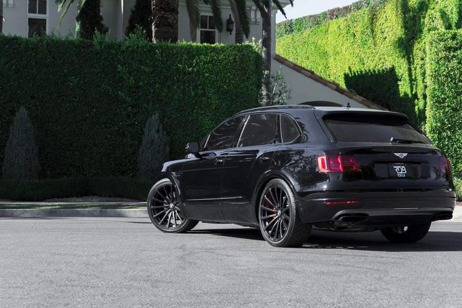  Bentley Bentayga on Forgiato Wheels (F2.15-M) 2016 года  (фото 4 из 6)